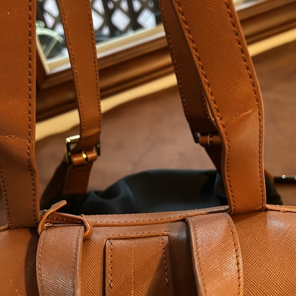 Tory Burch Backpack Black Nylon W / Leather Pockets and Accents in Tan Leather - Picture 15 of 16